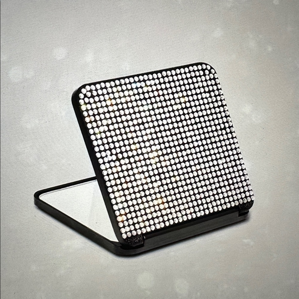 ❣️5|$25❣️Black or Silver Rhinestone Compact Mirror. 🆕 - Picture 3 of 6